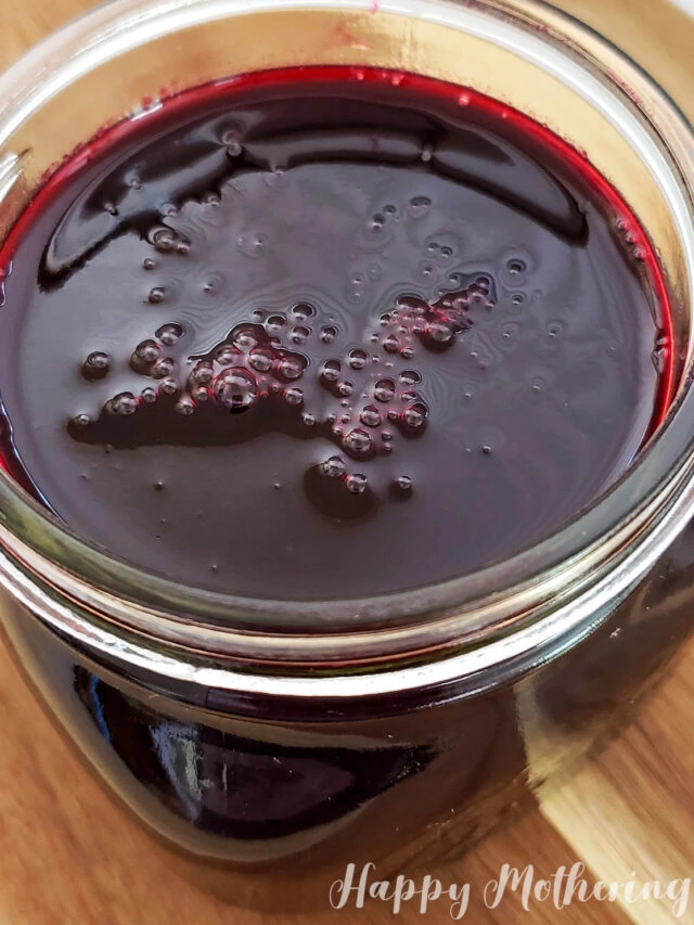How to Make Fresh Blueberry Syrup