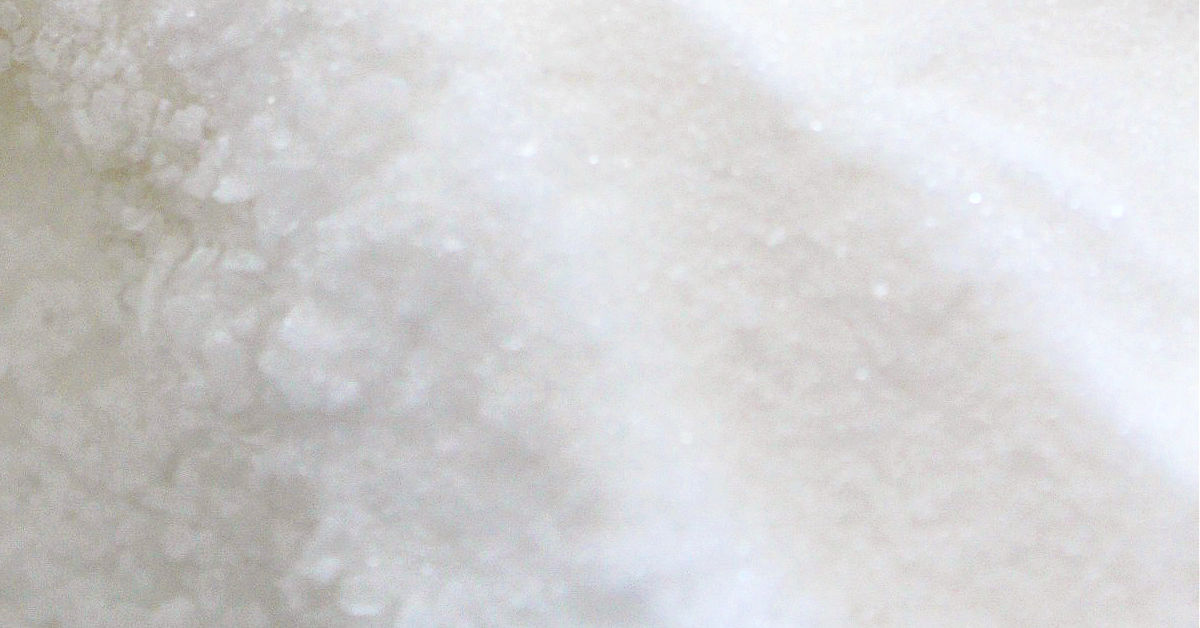 Epsom salt and granulated sugar in a bowl.