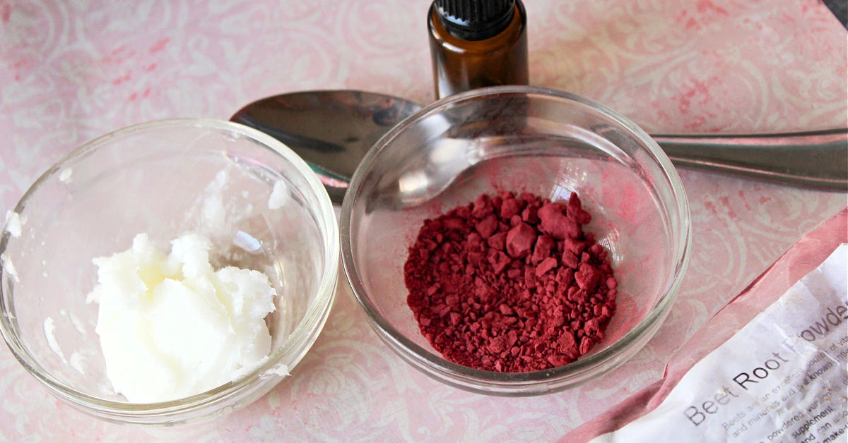 Ingredients to make homemade pink blusher