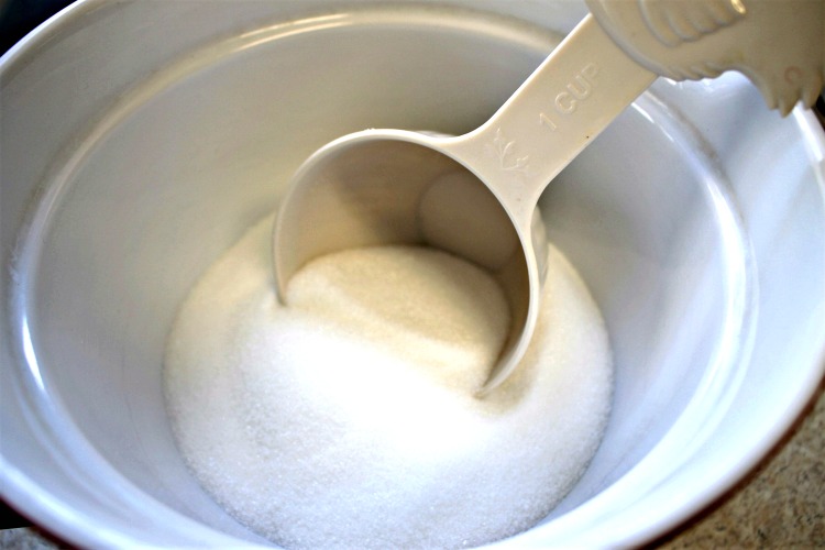 Granulated sugar in a bowl