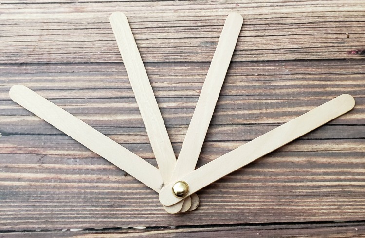 DIY Chinese Fan Craft for Chinese New Year - Happy Mothering