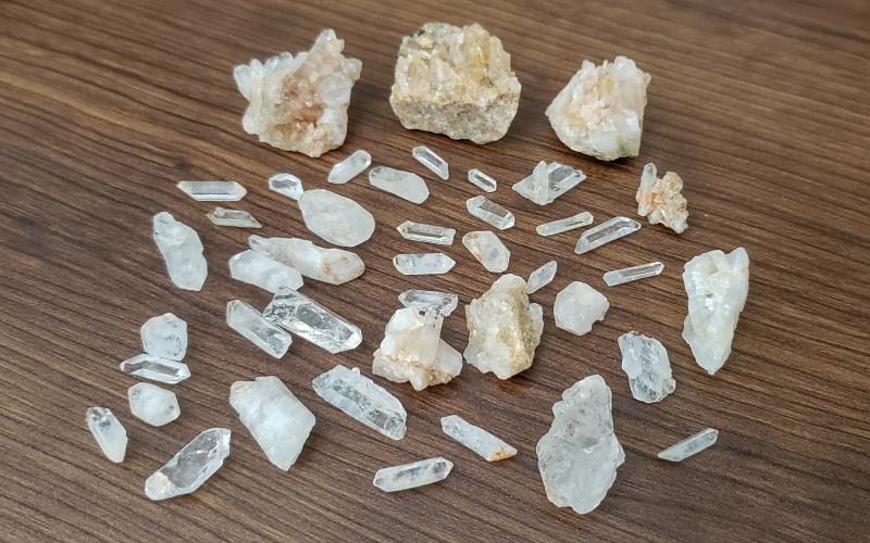 Cleaned quartz crystals