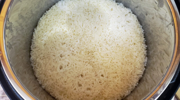 Cooked jasmine rice in an Instant Pot.