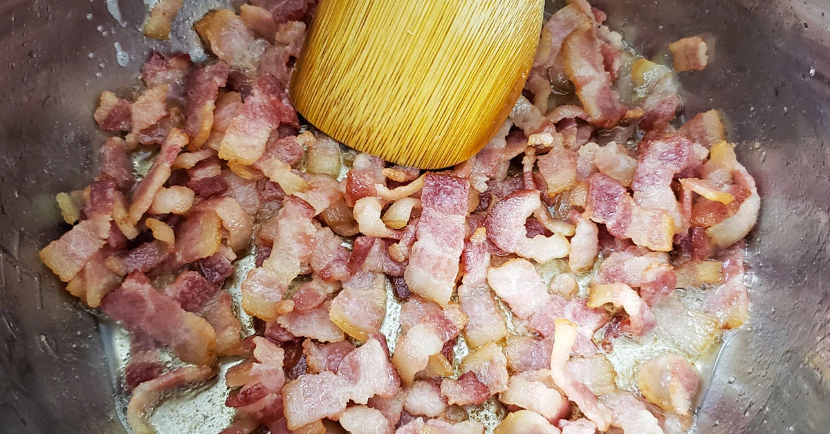 Excess bacon grease drained from bacon in Instant Pot.